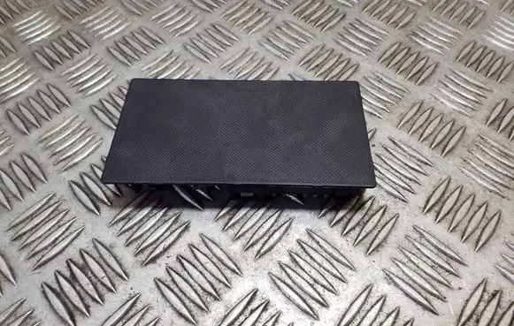 KIA Soul Wireless charging module 95560J2000