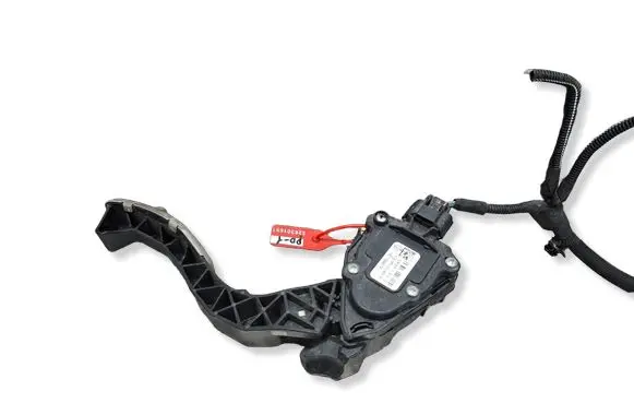 Renault Clio V Accelerator throttle pedal S26301691 180108467R