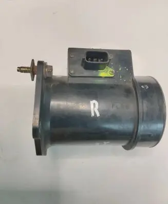 Nissan Patrol Y60 Mass air flow meter 2268031U00 A36608E60