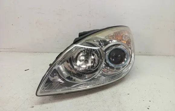 Hyundai i30 Headlight/headlamp 921012LXXX