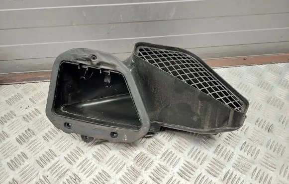 Porsche Panamera (970) Air intake duct part 97057207204
