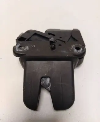 Volkswagen Jetta V Tailgate/trunk/boot lock/catch/latch 4E0827645