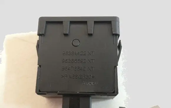 Citroen C5 Headlight level height control switch 96384422XT 96366692XT 96476640XT