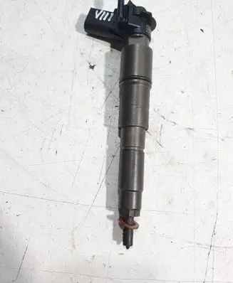 Fuel injector