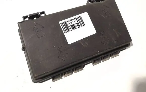 Fiat Punto (188) Fuse box cover 