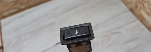 Toyota Avensis T250 Windscreen/window heater switch 156762
