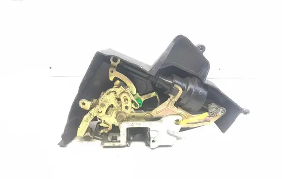 Mercedes-Benz C W202 Rear door lock 2027300535 2027330108