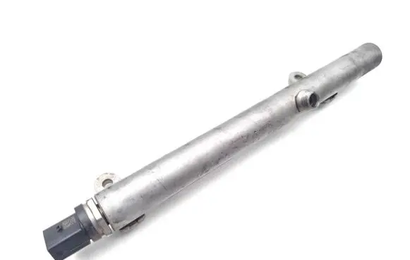 Mercedes-Benz E W211 Fuel main line pipe A6420702595 0281002843 A0061536528