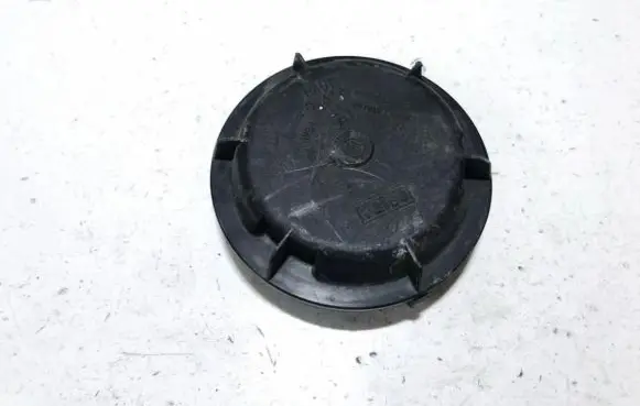 Renault Megane II Headlight/headlamp dust cover 89001811