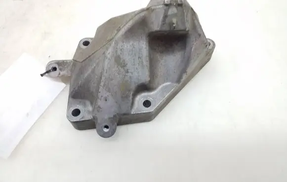 Mercedes-Benz ML W164 Engine mounting bracket A6292230304