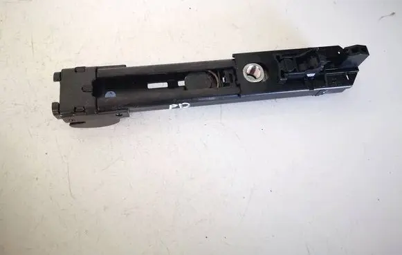 Seat Leon (1P) Seat belt adjustment rail 1T0857819