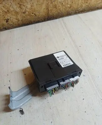 Nissan Primera Comfort/convenience module 28550AV7 97RAI000013 5WK48124