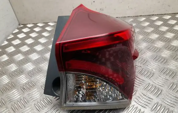 Rear/tail lights