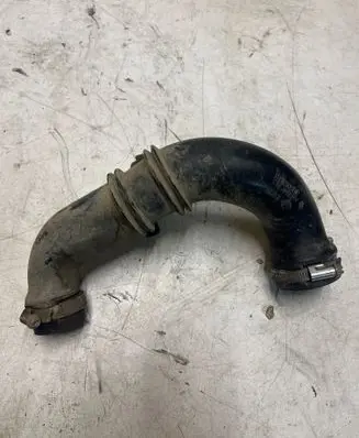 Renault Clio II Intercooler hose/pipe 8200331958B 8200331958