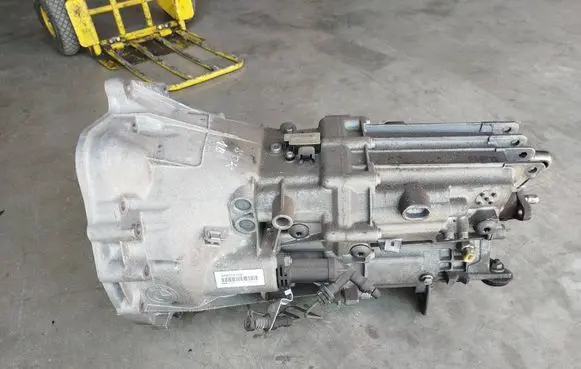 BMW 3 E90 E91 Manual 6 speed gearbox 2170000942 0483207CBL