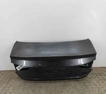 Audi A5 Tailgate/trunk/boot lid 8W6827025C