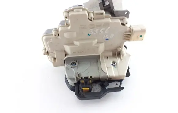 Audi A6 S6 C6 4F Front door lock
