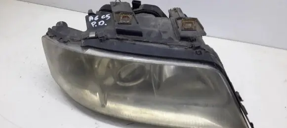 Audi A6 S6 C5 4B Headlight/headlamp 8665
