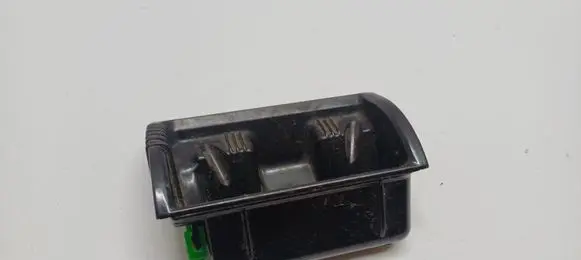 Volkswagen PASSAT B5.5 Car ashtray 3B0857989A