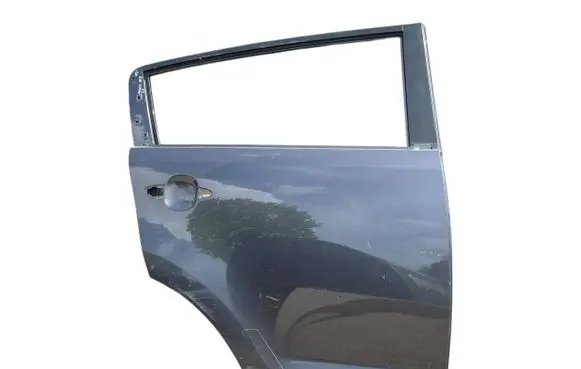 KIA Sportage Rear door 