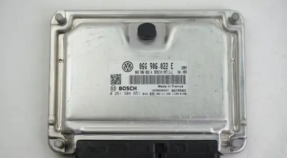 Volkswagen Caddy Engine control unit/module 06G906022E 0261S04651