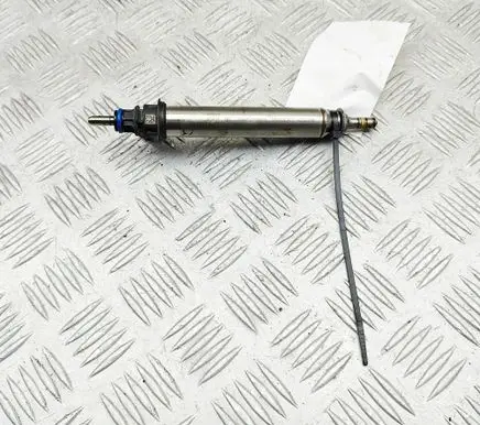 Mercedes-Benz C W205 Fuel injector A2780700687