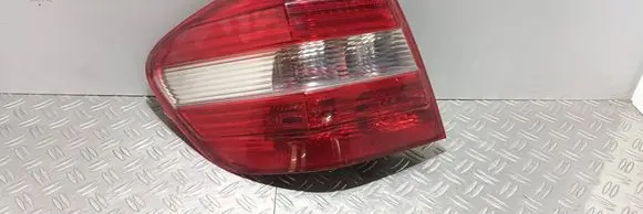 Mercedes-Benz ML W164 Rear/tail lights 404121L 404181L