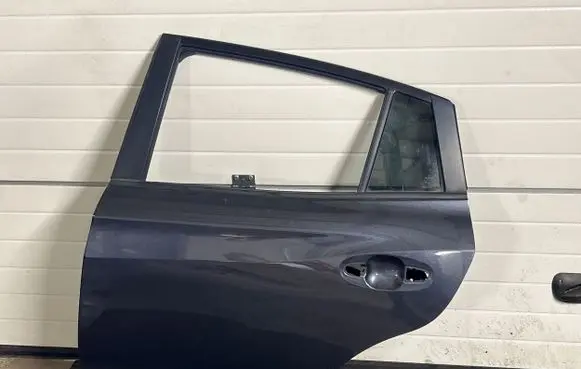 Subaru XV II Rear door