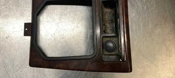 Land Rover Range Rover P38A Gear shifter surround trim plastic