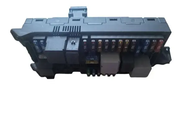 Mercedes-Benz E W211 Fuse module 2115454201