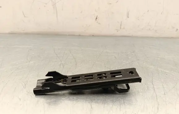 Skoda Enyaq iV Seat belt height adjuster 565857819A