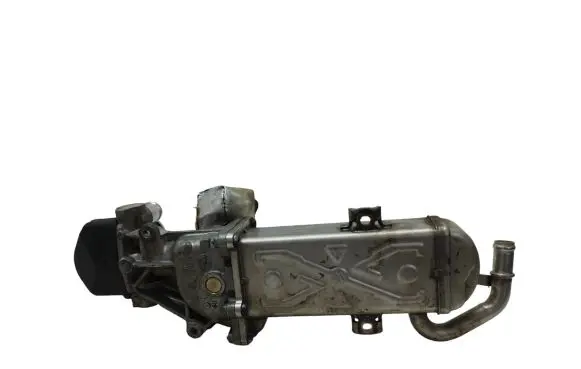 Volkswagen Passat Alltrack EGR valve cooler 03L131512CF 0280751016 11725505