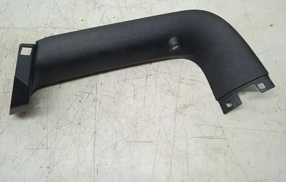 BMW X1 E84 Tailgate/trunk side cover trim 2990128