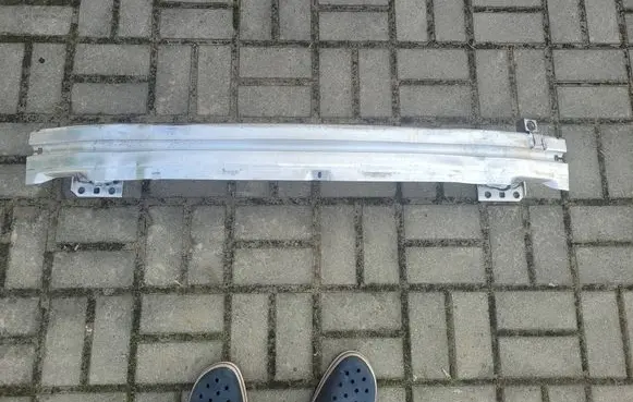 Audi TT TTS Mk2 Front bumper foam support bar 8J0807109