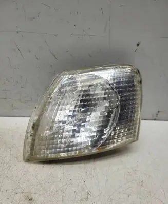 Volkswagen PASSAT B5 Front indicator light 084411516L