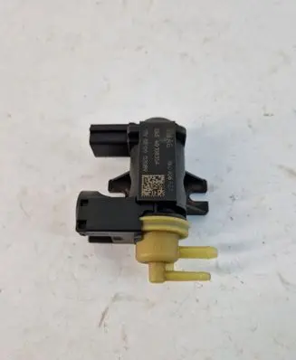 Audi A4 S4 B8 8K Turbo solenoid valve 8K0906627