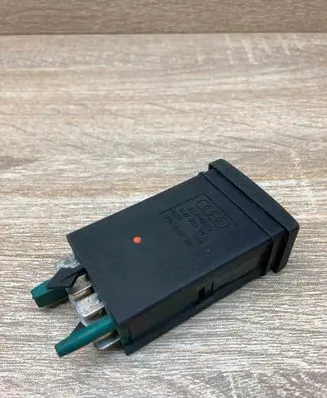 Audi A4 S4 B5 8D Seat heating switch 8D0963563