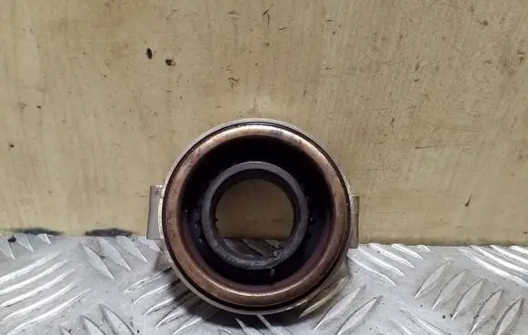 Subaru Outback clutch release bearing 