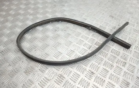 Mitsubishi Lancer Engine compartment rubber 
