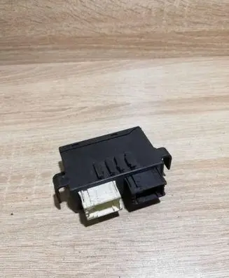 BMW 3 E46 Wing mirror control module 8386427
