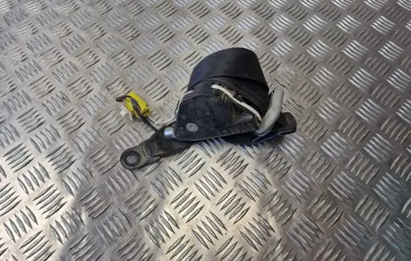 Volkswagen Caddy Front seatbelt 2K5857805