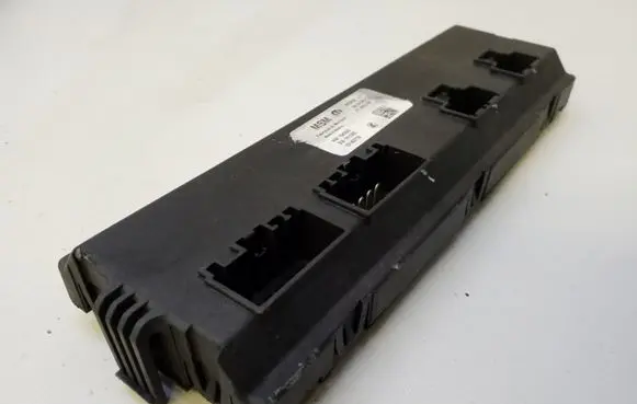Chrysler Pacifica Seat control module 68321862AA