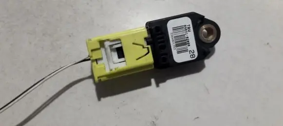 Toyota Auris 150 Airbag deployment crash/impact sensor 8983102080 89831-02080