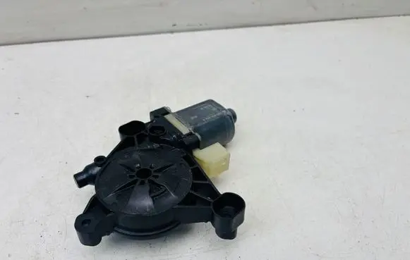 Skoda Superb B8 (3V) Rear door window regulator motor 5Q0959802A