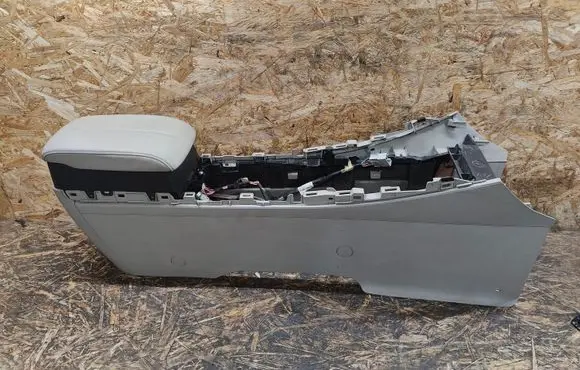 Mazda CX-7 Center console EH6464441