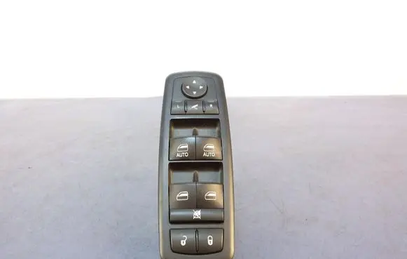 Jeep Grand Cherokee Electric window control switch