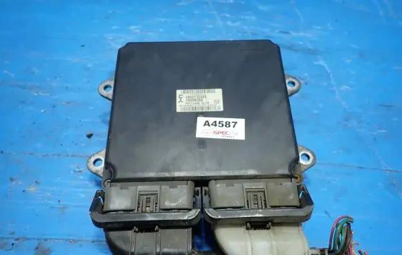 Mitsubishi Colt Engine control unit/module 1860135900 1860B359