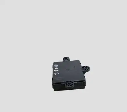 Volvo V40 Door control unit/module 31343873 AV6N14C236 AV6N14C068