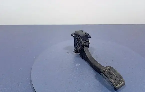 Citroen Berlingo Accelerator throttle pedal 9674829780