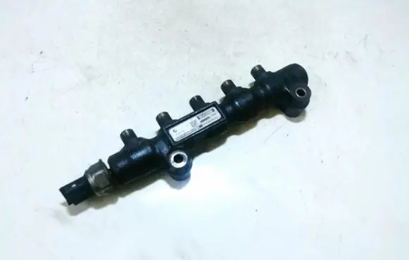 Ford Fusion Fuel main line pipe 9654592680 09202137400090